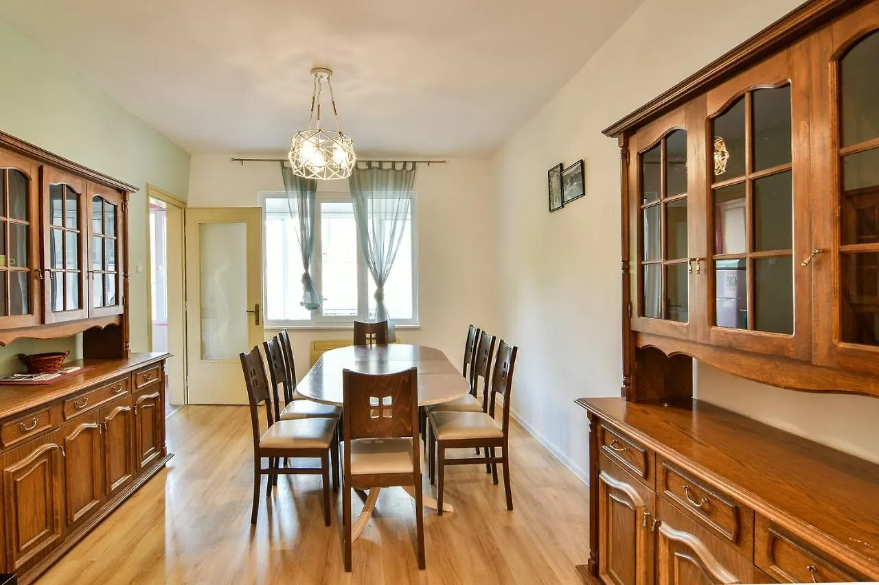 Budget 2Br Central Location Varna 0*,  Bulgaria